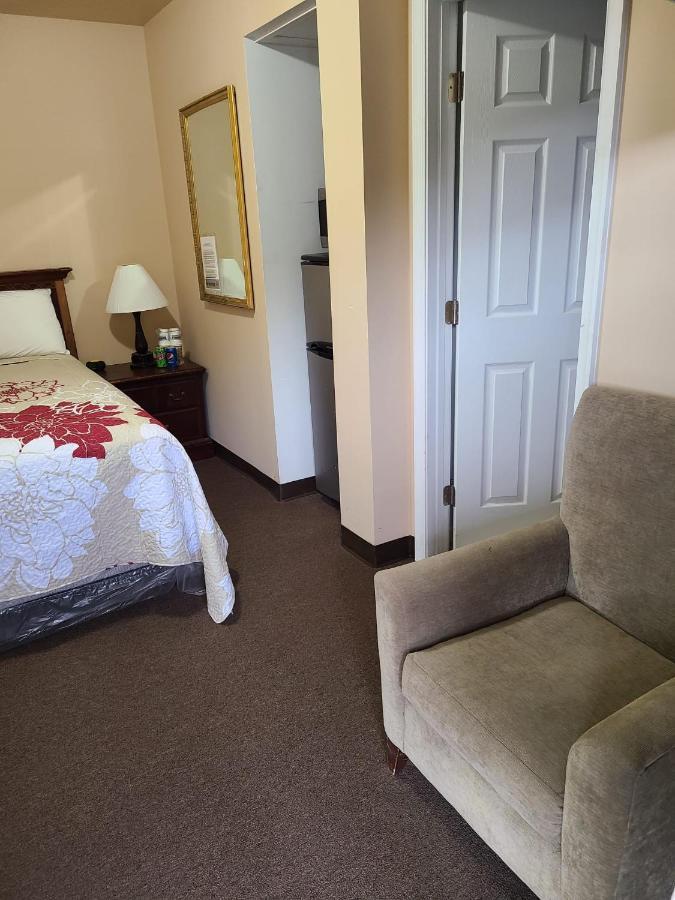 Clarysville Motel Frostburg Dış mekan fotoğraf