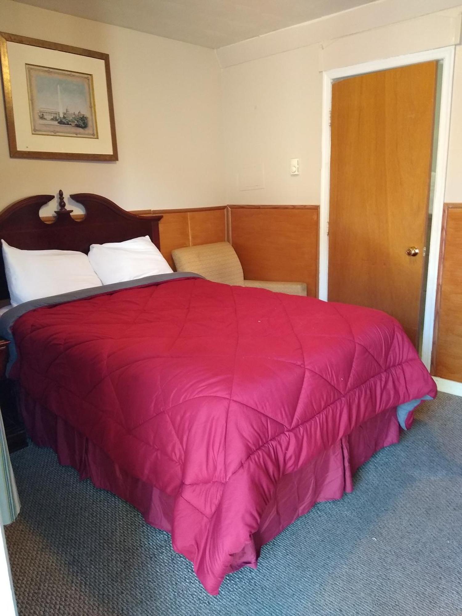 Clarysville Motel Frostburg Oda fotoğraf